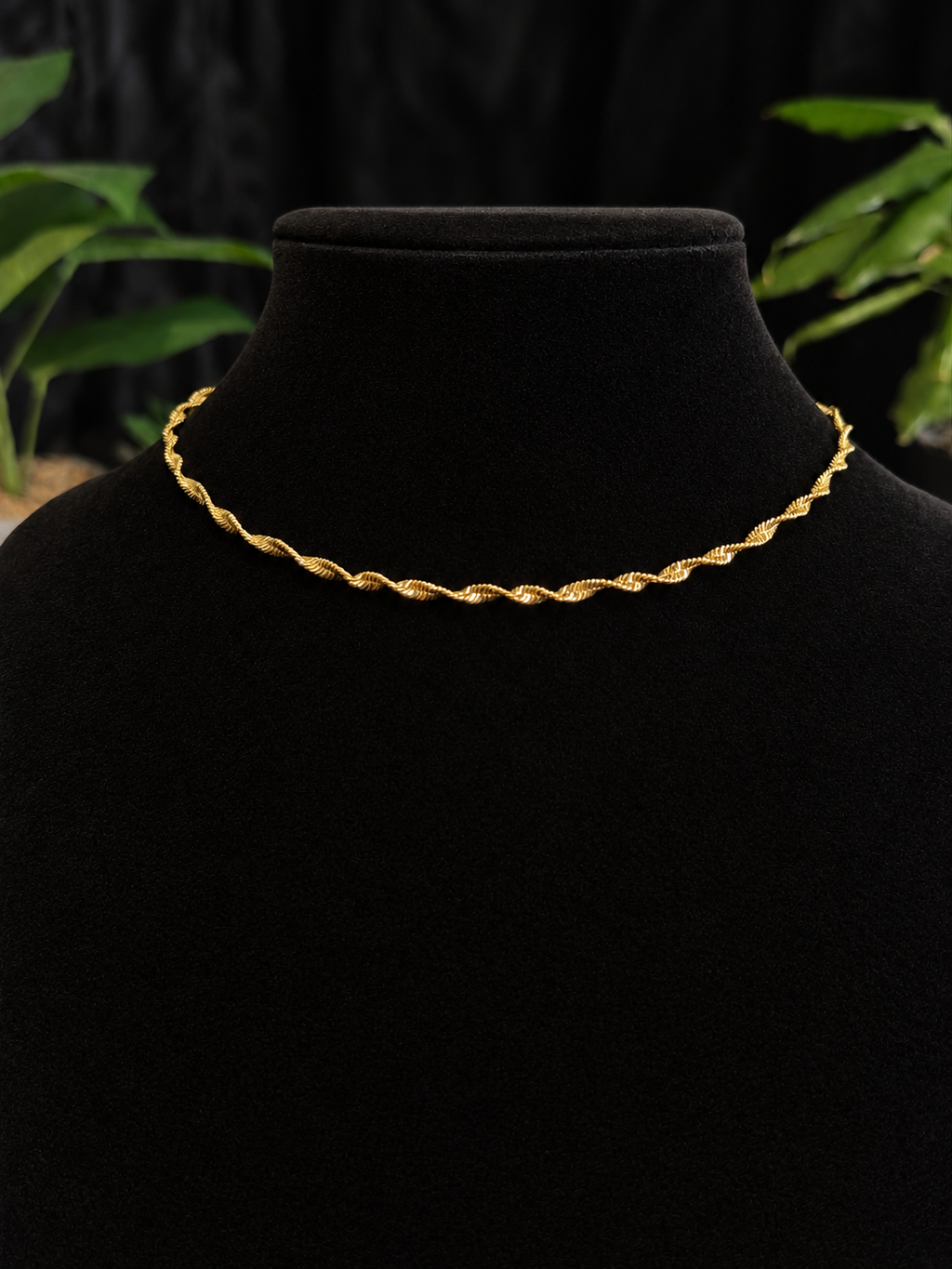 GOLDEN ÉCLAT TWIST CHAIN additional image